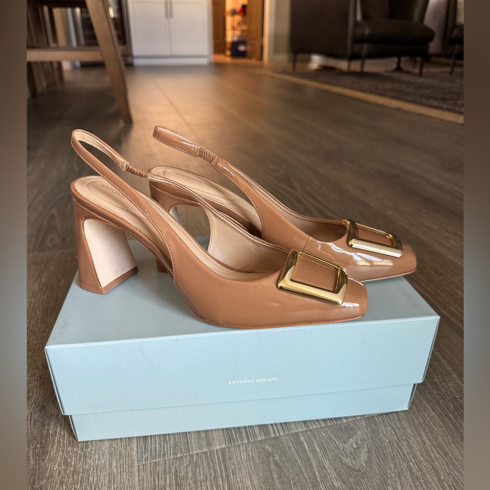 New in box! Antonio Melani Elisa Heels (Size 8, Nude Patent) - Picture 4 of 6